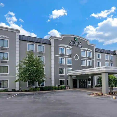 Quality Inn & Suites Chattanooga West Near Lookout Mountain-3