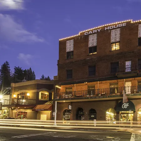 Historic Cary House Hotel-3