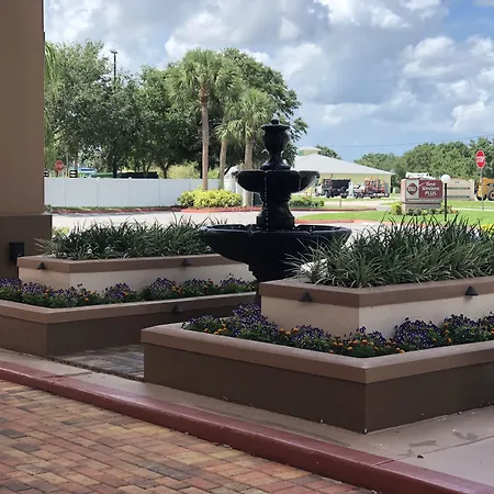 Best Western Plus Ambassador Suites-3