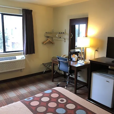 Super 8 By Wyndham Kennewick-2