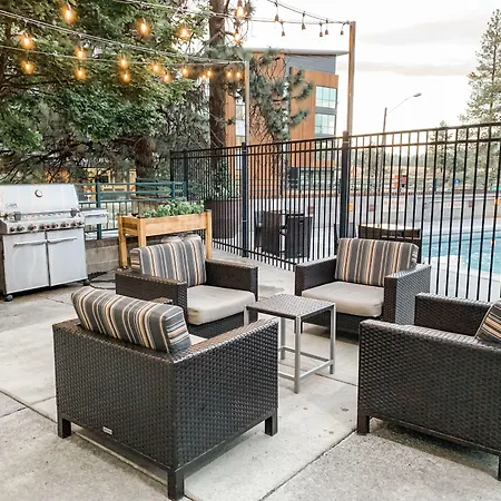 Towneplace Suites By Marriott Bend-2