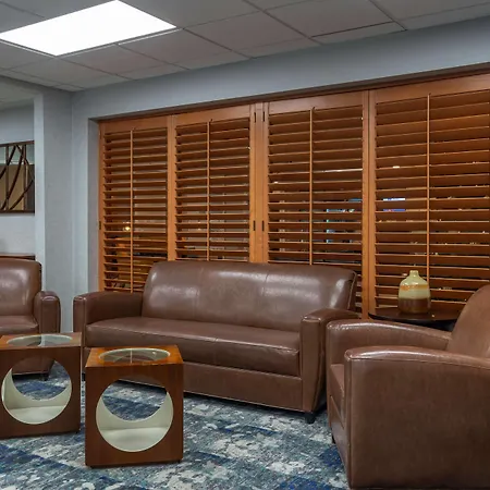 Best Western Plus Dalton Inn-3