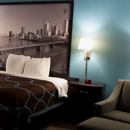 Super 8 By Wyndham Grove City-2
