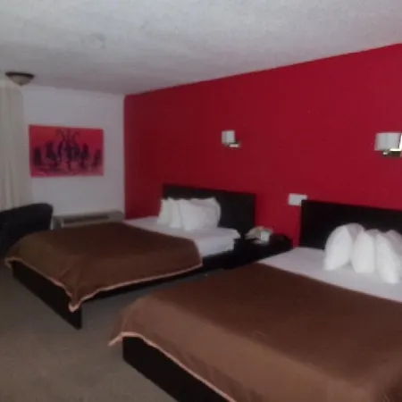Reagan Resorts Inn (Adults Only)-3