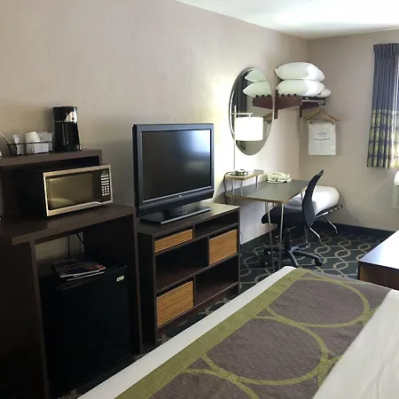 Super 8 By Wyndham Port Angeles At Olympic National Park-3