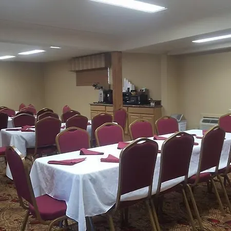 Sunday House Inn And Suites-2