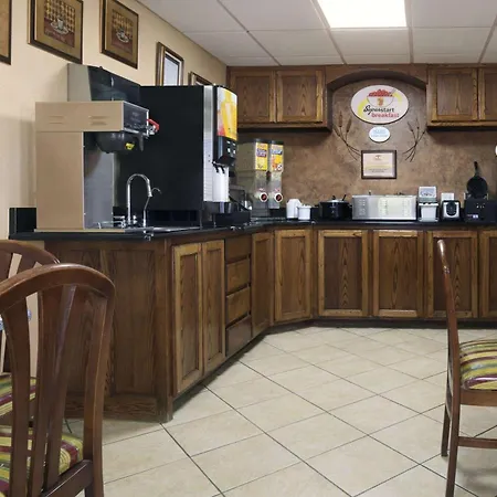 Super 8 By Wyndham Amarillo-3