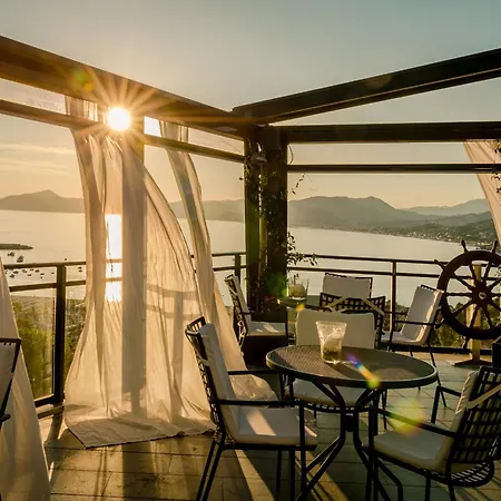 Hotel Vis A Vis-2