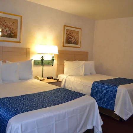 Travelodge By Wyndham Niagara Falls - New York-3