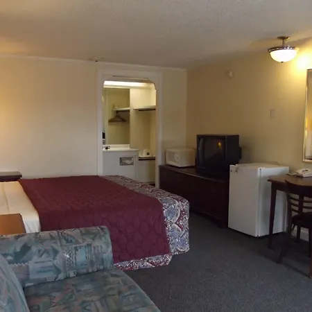 Knights Inn Cleveland/Macedonia-2