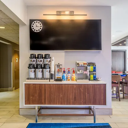 Holiday Inn Express Hotel Howe / Sturgis By Ihg-2