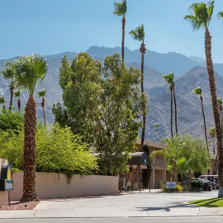 Days Inn By Wyndham Palm Springs-2