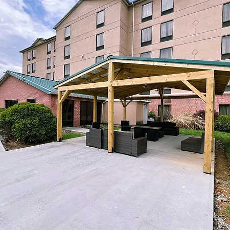 Holiday Inn Express Hotel & Suites Charleston-Southridge By Ihg-3