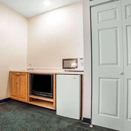 Fairbridge Inn & Suites Glendive-3