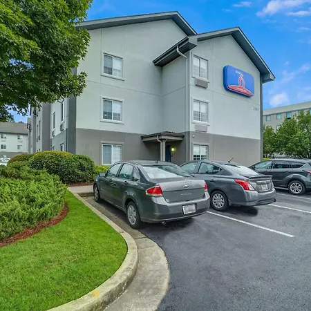 Studio 6 Duluth Ga Near Gas South District-3