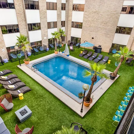 Riverwalk Plaza Hotel-3