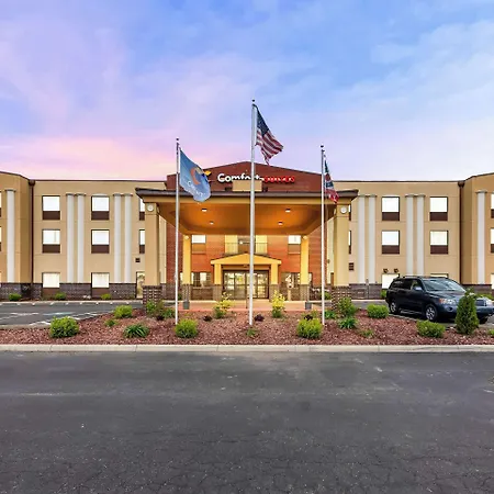 Comfort Suites Columbus-3