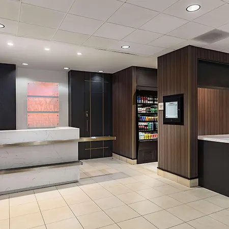 Hilton Garden Inn Los Angeles / Hollywood-3