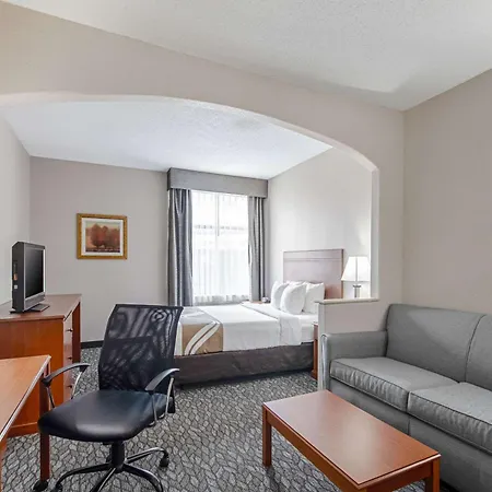 Quality Suites Austin South Street Elmo District-2