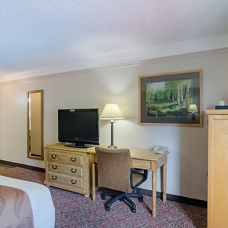 Quality Inn Buffalo-3