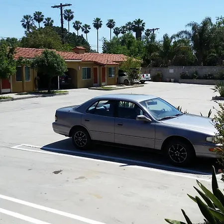 Economy Inn Motel-3