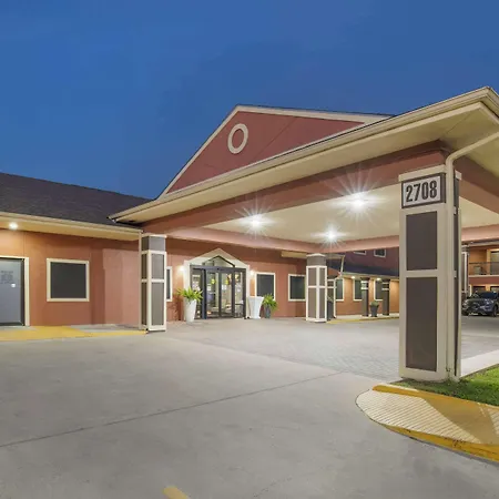 Best Western Plus Edinburg Inn & Suites-3