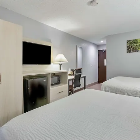 Days Inn By Wyndham Savannah Gateway I-95-2