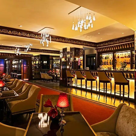 Hotel Barriere Le Majestic Cannes-3