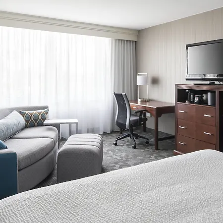 Courtyard By Marriott Seattle Federal Way-3