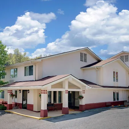 Super 8 By Wyndham Newburgh/West Point Stewart Intl Airport-3