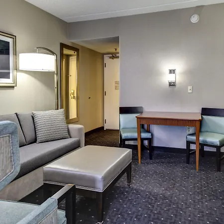 Embassy Suites Williamsburg-2