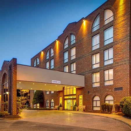 Embassy Suites Williamsburg-3
