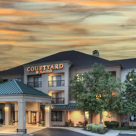 Courtyard By Marriott Wichita East-3
