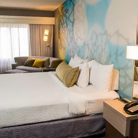 Courtyard By Marriott Erie Ambassador Conference Center-2