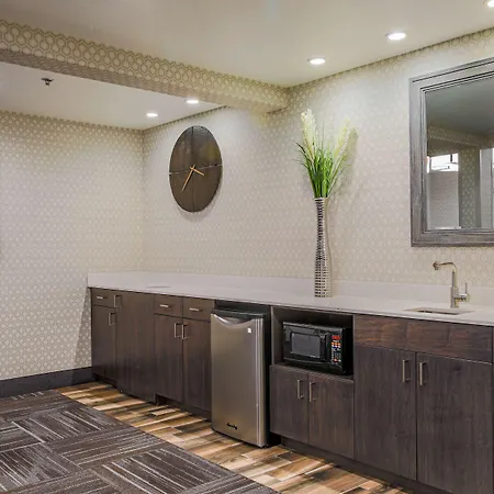 Hampton Inn Prescott-3