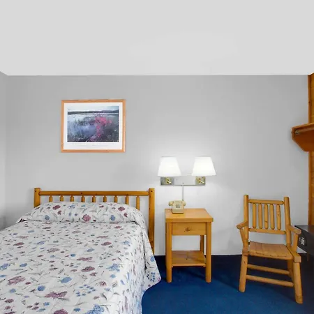 Super 8 By Wyndham Lake George/Warrensburg Area-3