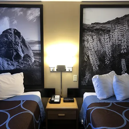 Super 8 By Wyndham Carson City Lake Tahoe-2