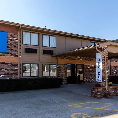 Motel 6-Troy, Il-2