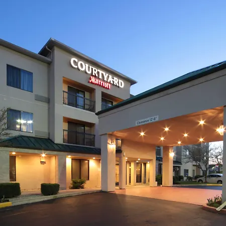 Courtyard By Marriott Dayton North-3