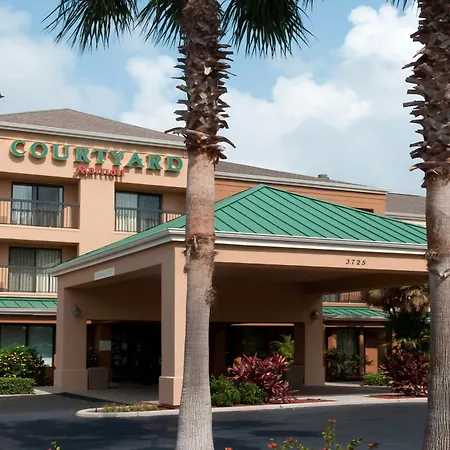 Courtyard By Marriott Lakeland-3