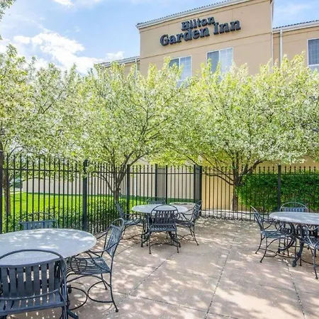 Hilton Garden Inn Wichita-2
