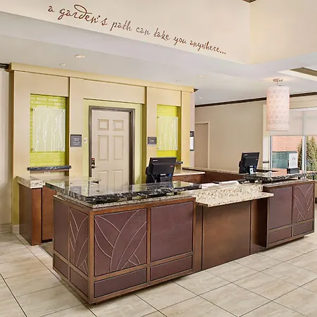 Hilton Garden Inn Hartford North-Bradley International Airport-2