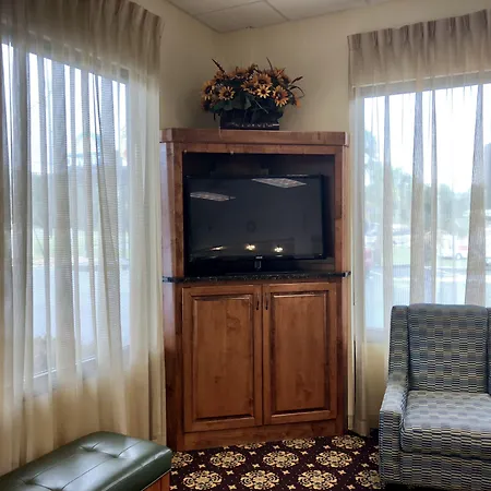 Super 8 By Wyndham Valdosta Mall-2