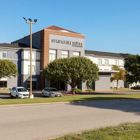 Springhill Suites By Marriott Tulsa-2