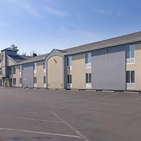 Quality Inn Lebanon - Hanover-3