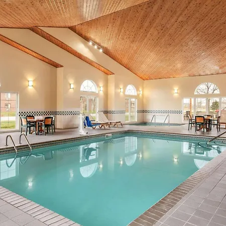 Country Inn & Suites By Radisson, Ames, Ia-3