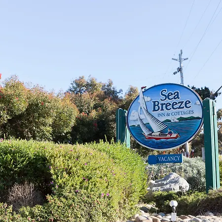 Sea Breeze Inn - Pacific Grove-3