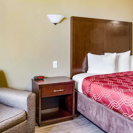 Econo Lodge Newport-2