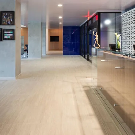 Le Meridien Chicago - Oakbrook Center-2