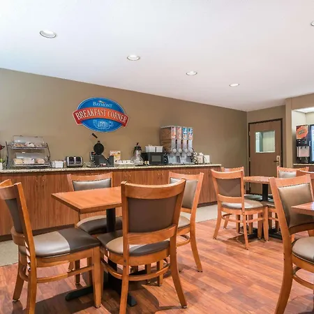 Baymont By Wyndham Marshfield-3